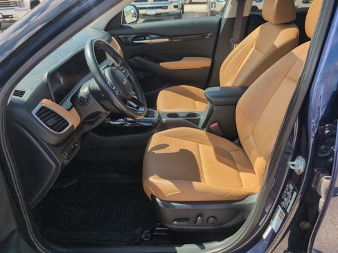 Used 2024 Kia Seltos EX image 10