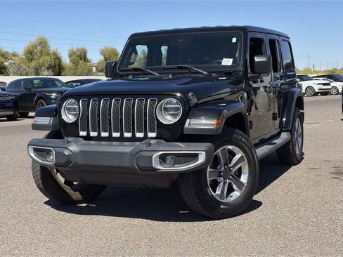 Used 2019 Jeep Wrangler Unlimited Sahara image 3
