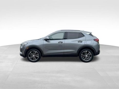 Used 2020 Buick Encore GX Essence w/ Advanced Technology Package AWD/4WD image 8