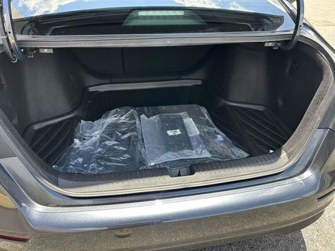 Certified 2023 Honda Accord EX image 6