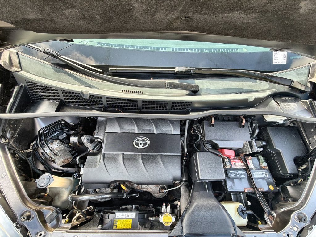 Used 2012 Toyota Sienna LE FWD image 17