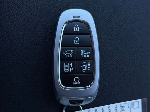 Used 2022 Hyundai Tucson Limited image 24