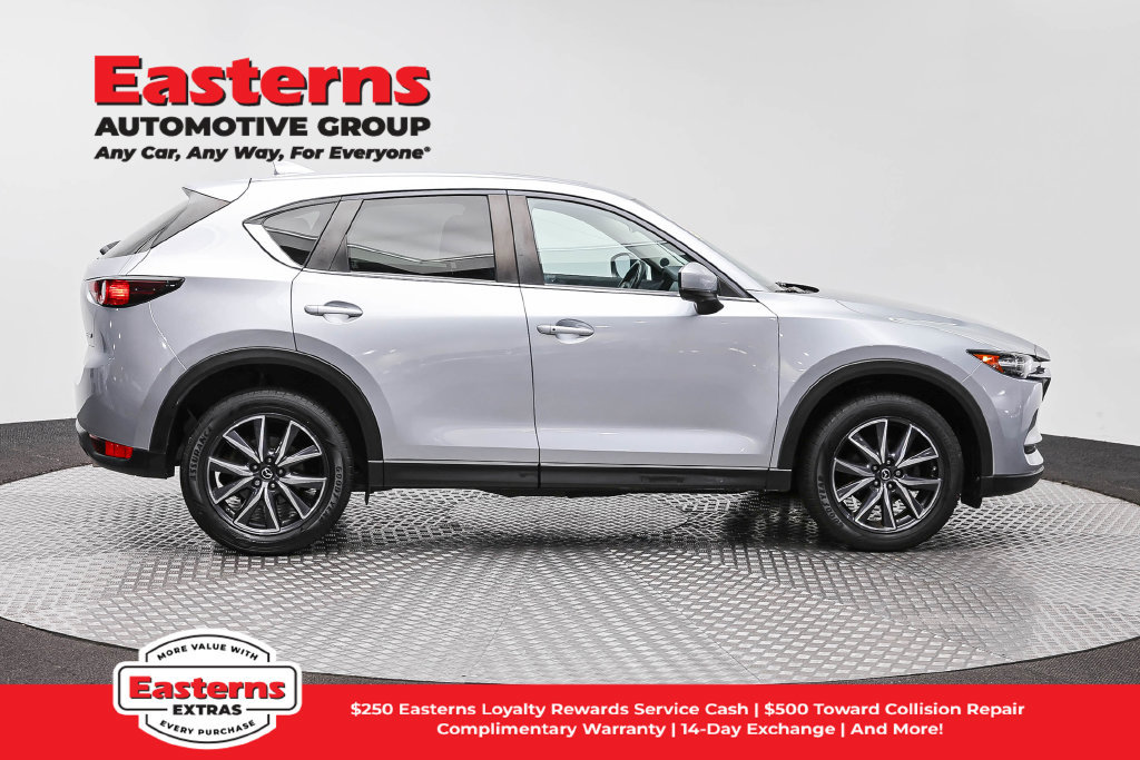 Used 2018 MAZDA CX-5 Touring w/ Preferred Equipment Package AWD/4WD image 5