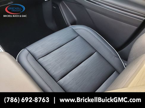 New 2026 Buick Enclave Sport Touring w/ Power Package FWD image 17