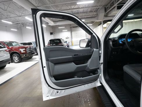 Used 2024 Ford F150 XL image 27