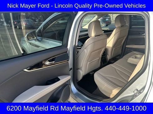 Used 2023 Lincoln Nautilus AWD w/ Premium Package image 19