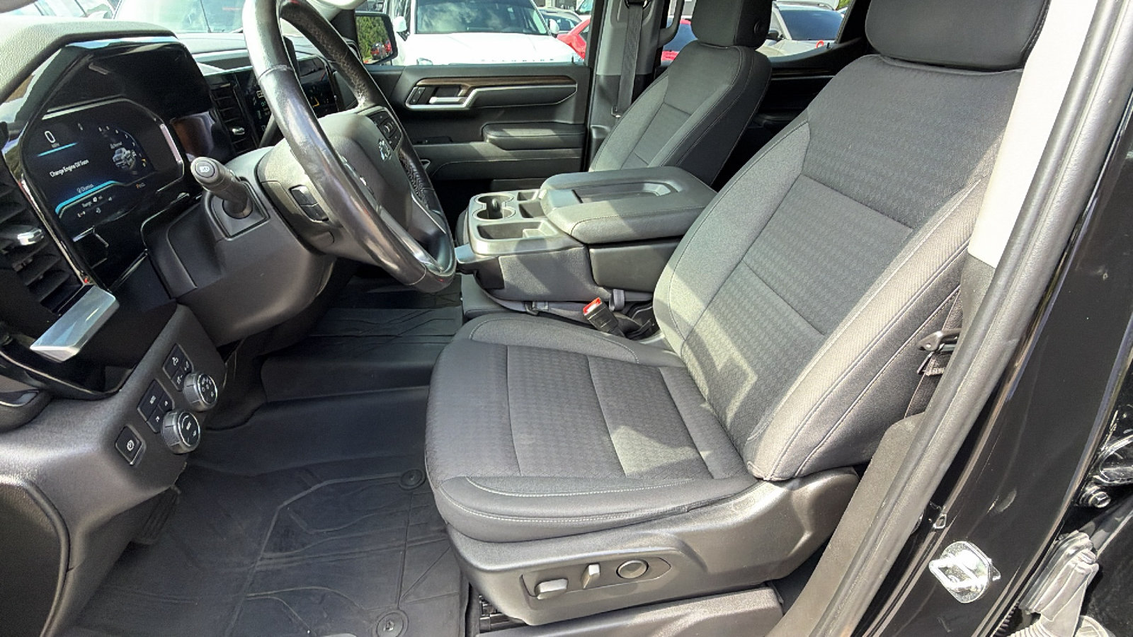 Used 2022 Chevrolet Silverado 1500 RST w/ Protection Package AWD/4WD image 16