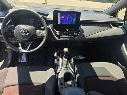 Used 2025 Toyota Corolla SE w/ Convenience Package FWD image 18