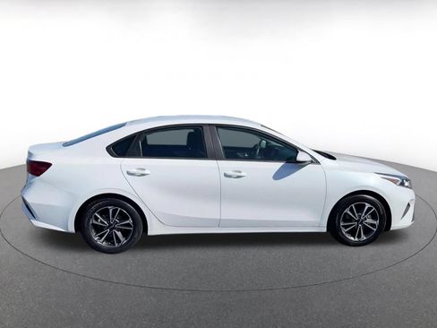 Used 2024 Kia Forte LXS FWD image 15