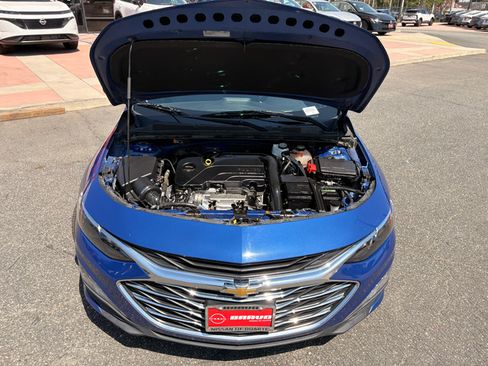 Used 2023 Chevrolet Malibu LT FWD image 4