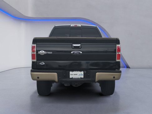 Used 2014 Ford F150 King Ranch w/ King Ranch Luxury Package image 4