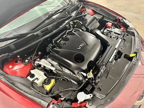 Used 2018 Nissan Maxima 3.5 SV image 13