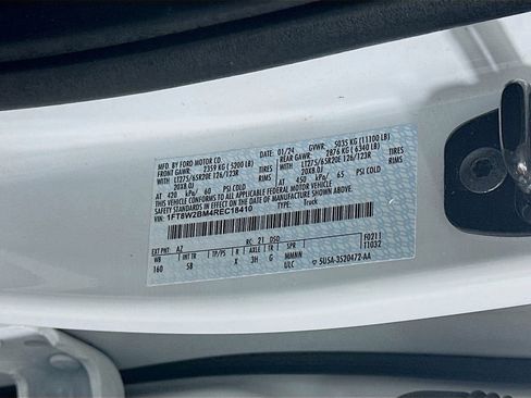 Used 2024 Ford F250 Lariat w/ Lariat Ultimate Package image 35