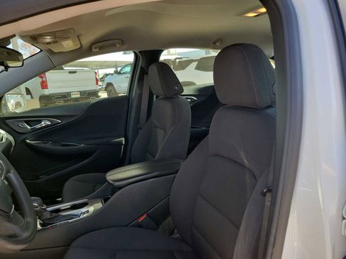 Used 2023 Chevrolet Malibu LT image 11
