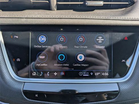 Used 2023 Cadillac XT6 Luxury image 36