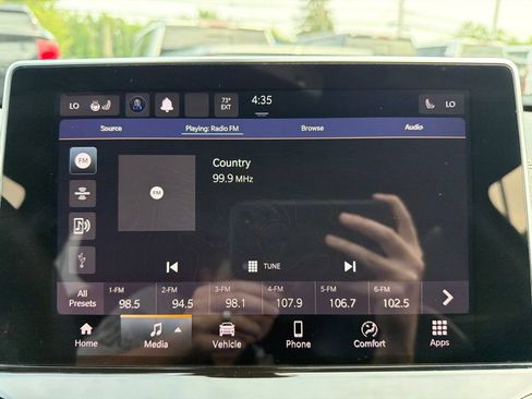 Used 2023 Jeep Compass Latitude w/ Convenience Group AWD/4WD image 18