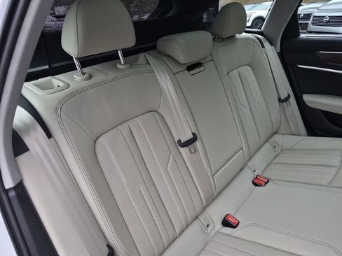 Used 2022 Audi A6 3.0T allroad Premium Plus w/ Executive Package image 18