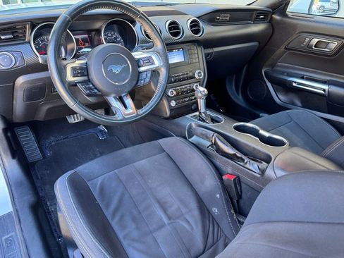 Used 2020 Ford Mustang Coupe image 2