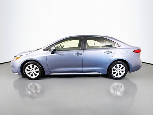 Used 2022 Toyota Corolla LE FWD image 6