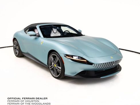 Used 2024 Ferrari Roma Spider RWD image 24