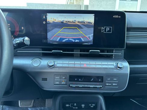 Used 2025 Hyundai Kona SEL image 18