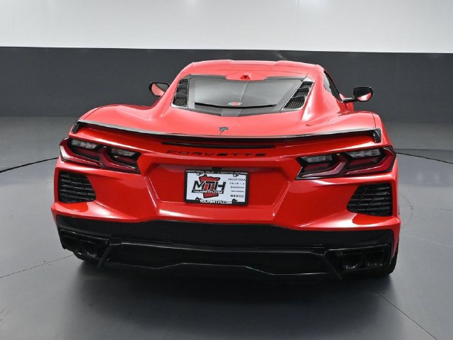 Used 2024 Chevrolet Corvette Stingray Preferred Cpe w/ Battery Protection Package RWD image 5