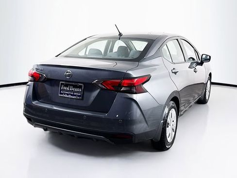 Certified 2022 Nissan Versa S w/ Trunk Package image 8