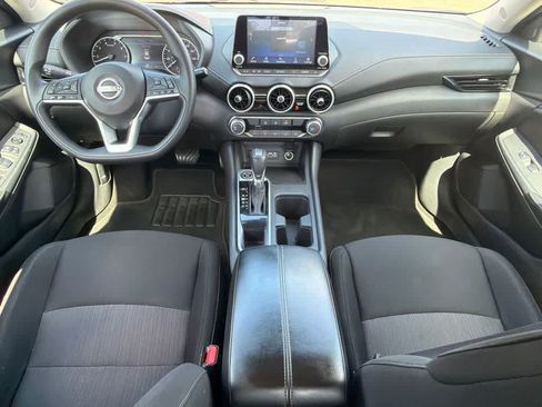 Used 2024 Nissan Sentra SV FWD image 18
