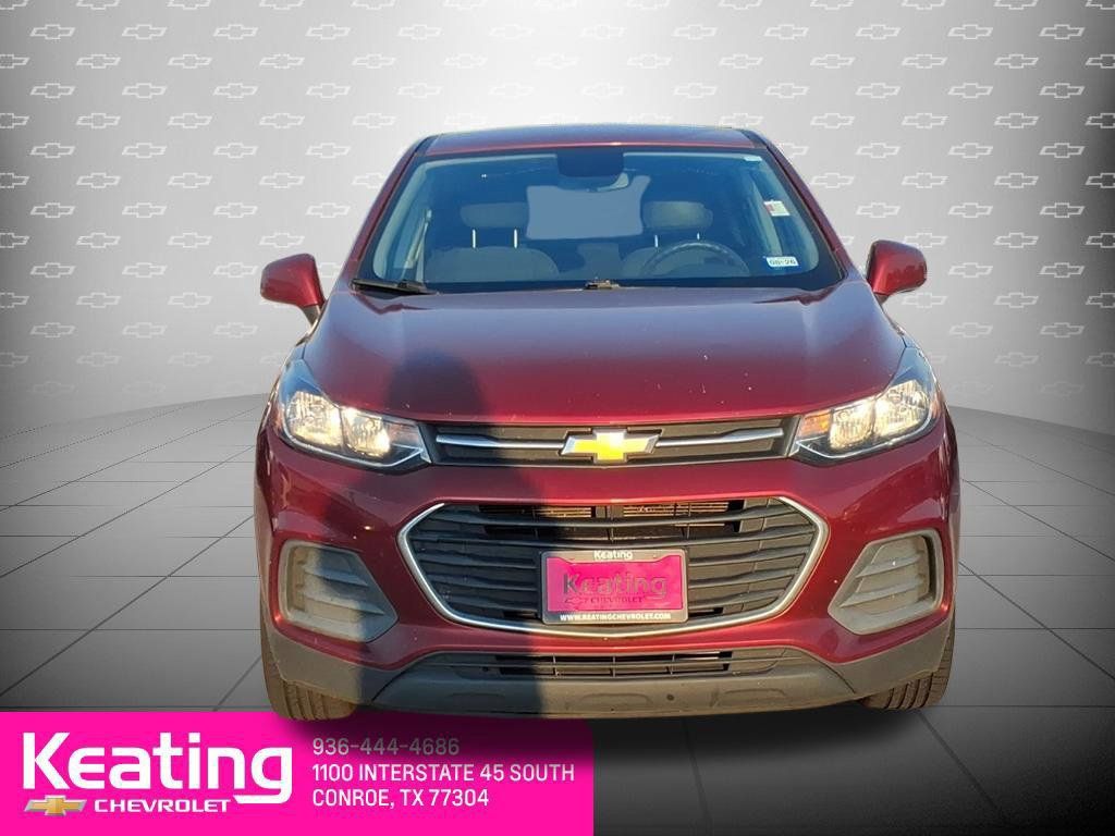 Used 2021 Chevrolet Trax LS w/ Tint and Cruise Package AWD/4WD image 4