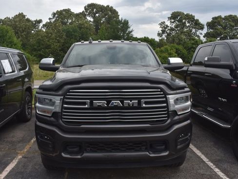 Used 2022 RAM 2500 Laramie AWD/4WD image 2