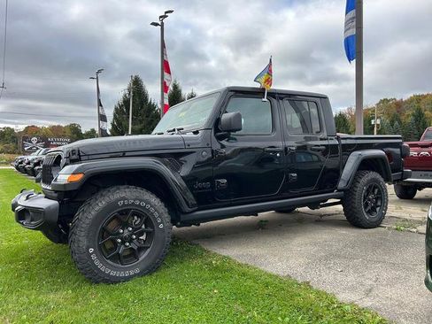 New 2025 Jeep Gladiator Willys image 6