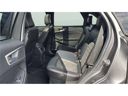 Used 2022 Ford Edge ST-Line AWD/4WD image 12