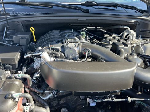 Used 2025 Dodge Durango GT image 24