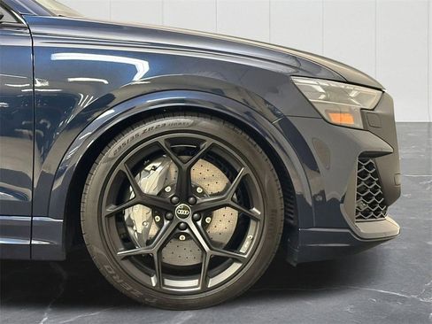 Used 2025 Audi RS Q8 performance image 11