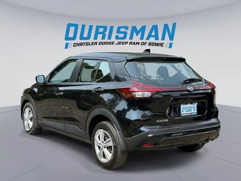 Used 2023 Nissan Kicks S FWD image 5