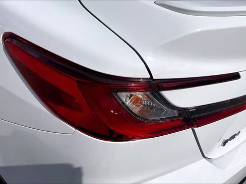 Used 2026 Toyota Camry SE FWD image 29
