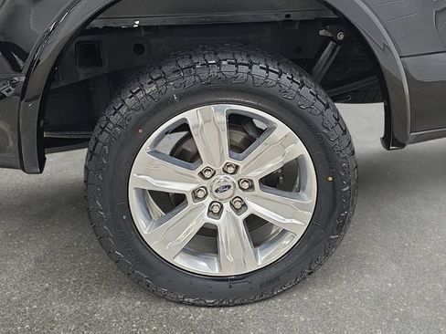 Used 2018 Ford F150 Platinum w/ Equipment Group 701A Luxury AWD/4WD image 33