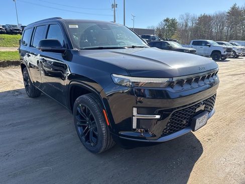 New 2026 Jeep Grand Wagoneer Summit AWD/4WD image 7