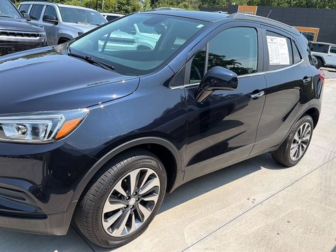Used 2022 Buick Encore Preferred w/ Safety Package AWD/4WD image 2