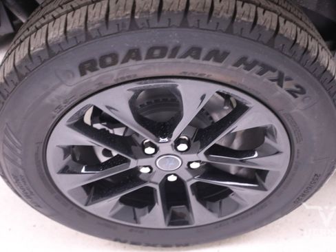 New 2024 Jeep Wrangler Sahara w/ Technology Group image 39