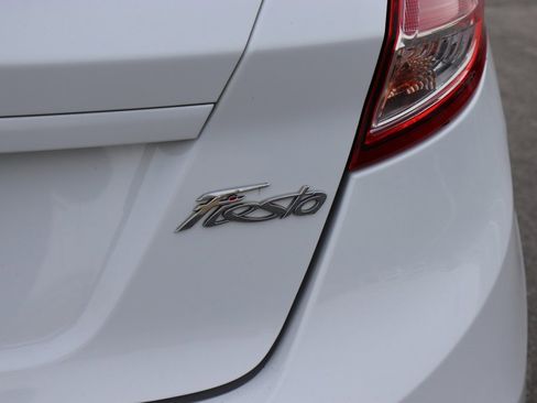 Used 2019 Ford Fiesta SE image 8