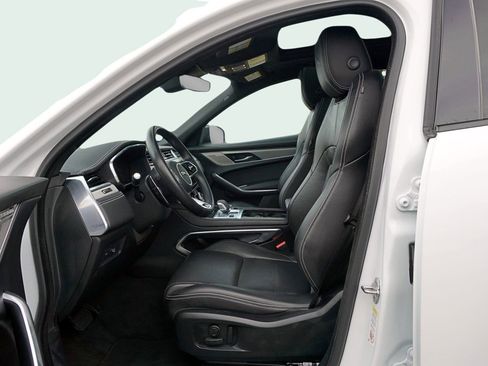 Used 2024 Jaguar F-PACE R-Dynamic S image 17