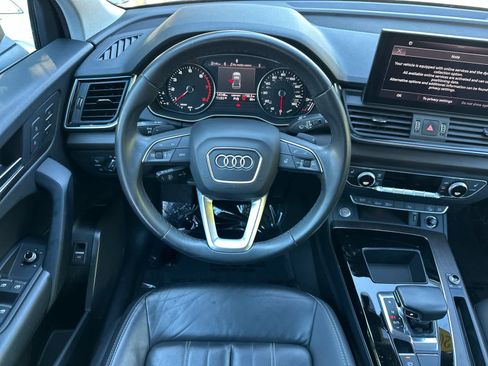 Used 2023 Audi Q5 2.0T Premium w/ Convenience Package image 14