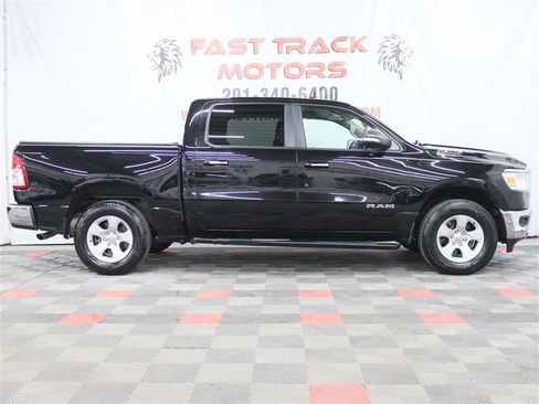Used 2020 RAM 1500 Big Horn AWD/4WD image 4