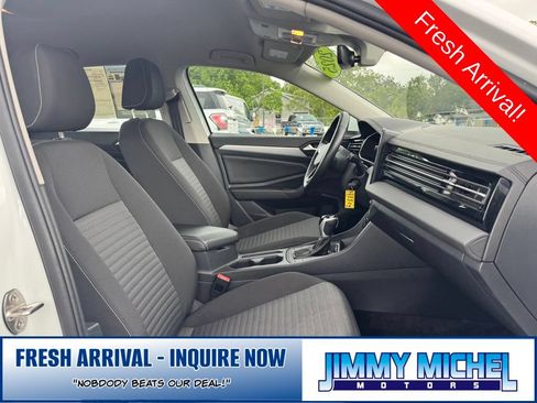 Used 2025 Volkswagen Jetta S FWD image 17