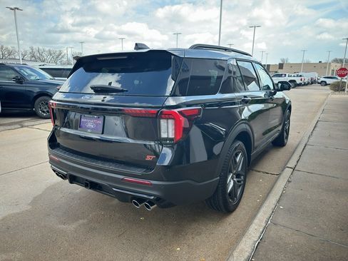 New 2026 Ford Explorer ST image 5
