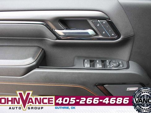 Used 2024 GMC Sierra 2500 AT4 w/ AT4 Premium Plus Package AWD/4WD image 37