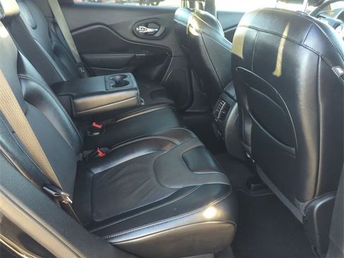 Used 2023 Jeep Cherokee Altitude Lux image 25