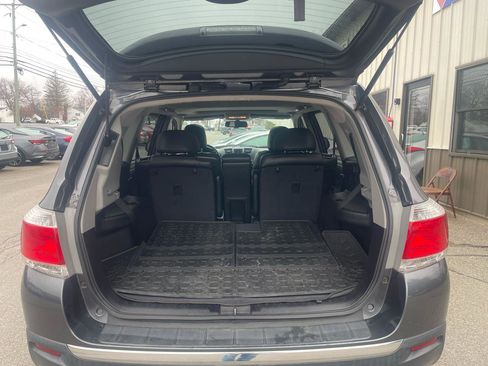 Used 2013 Toyota Highlander SE image 8