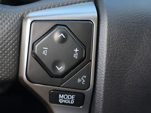 Certified 2022 Toyota Tacoma SR5 w/ Technology Package image 20